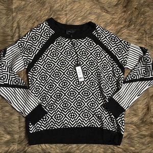 NWT Romeo + Juliet sweater